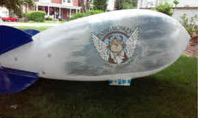 Blimp1.jpg (46613 bytes)