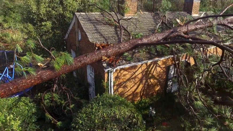 DroneStormDamage02.JPG (169774 bytes)