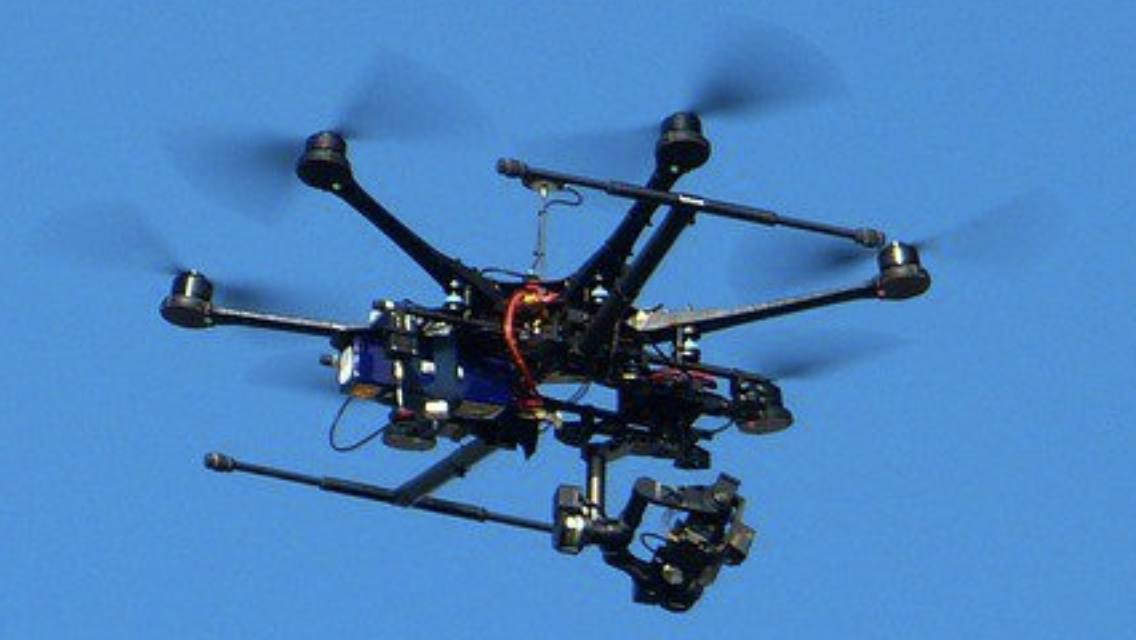 HexacopterwCamera.PNG (2750337 bytes)