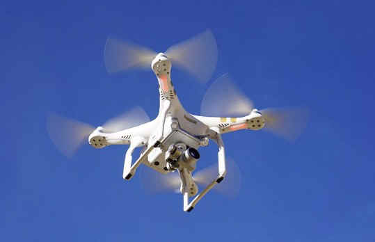 XDrone1.jpg (10775 bytes)